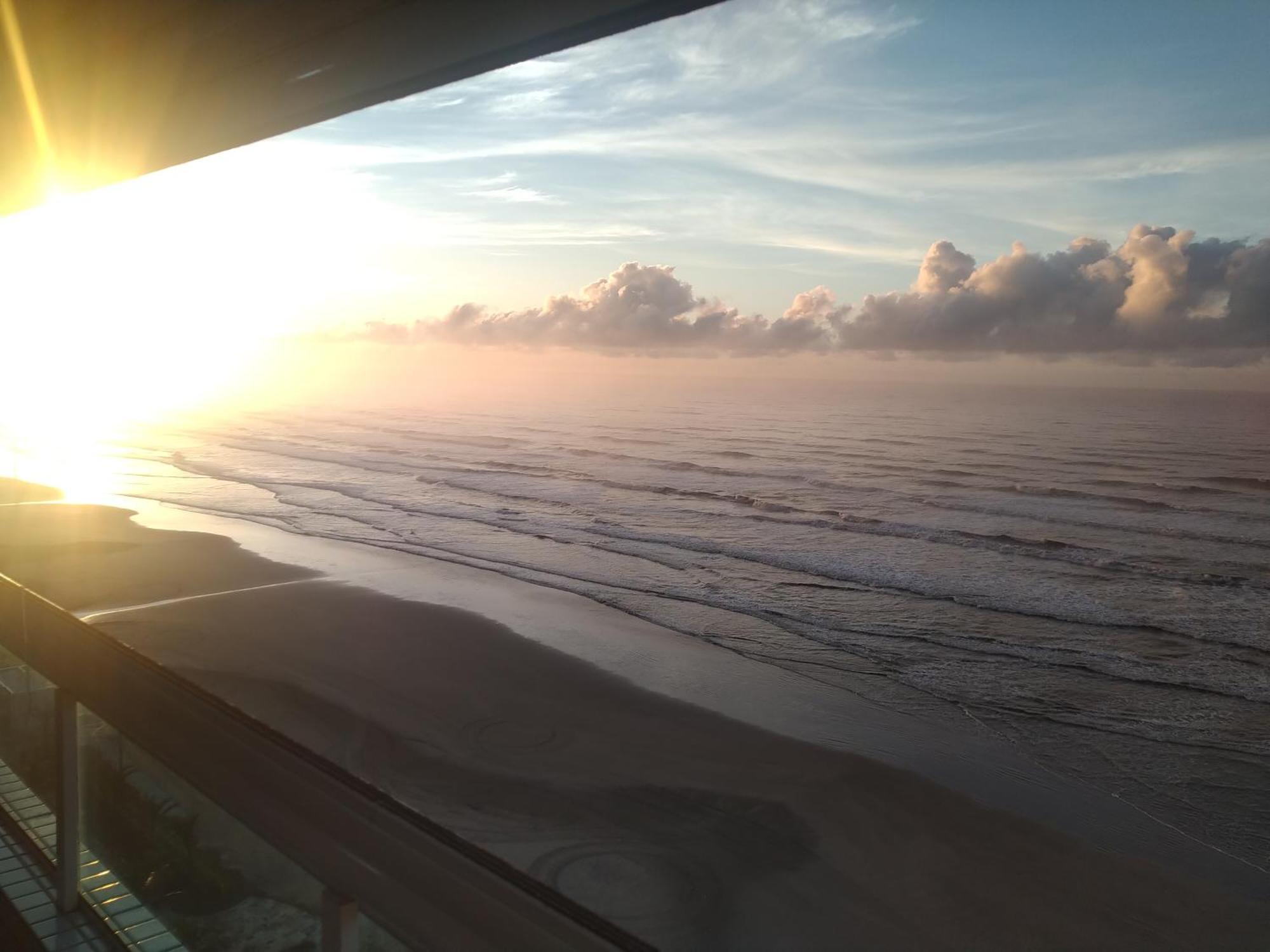 Apartamento Frente Mar Pe Na Areia Praia Grande  Buitenkant foto